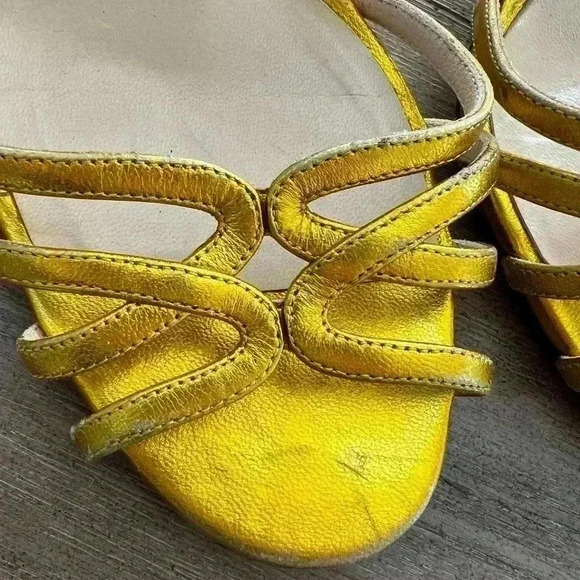 Jimmy Choo metallic gold Mimi Heels - Picture 9 of 11